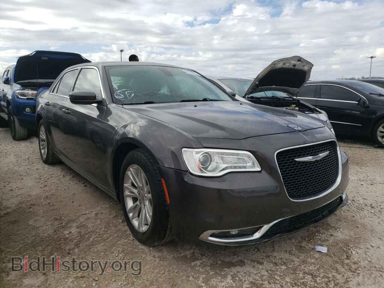 Фотография 2C3CCAAG0HH614497 - CHRYSLER 300 2017