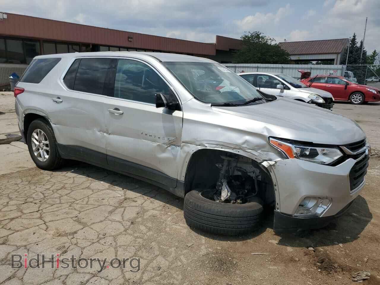 2019 CHEVROLET TRAVERSE - VIN: 1GNERFKW2KJ197872 - Фото 4