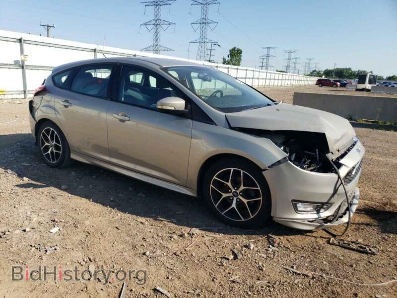 2016 Ford FOCUS (VIN 1FADP3K25GL300922) — photo 4 of 15