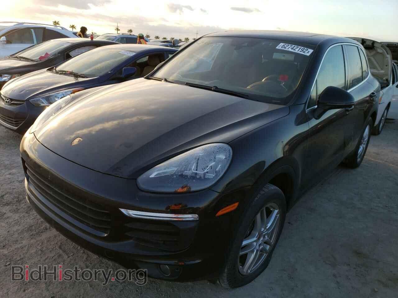 2016 PORSCHE CAYENNE - VIN: WP1AA2A22GLA06354 - Фото 2