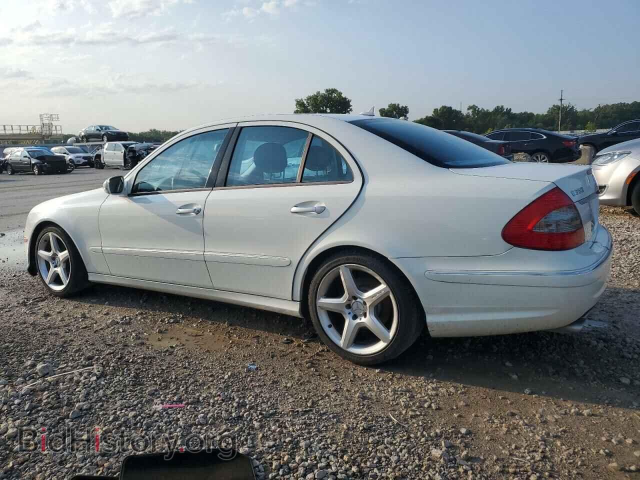 2009 MERCEDES-BENZ E-CLASS - VIN: WDBUF56X69B374372 - Фото 2
