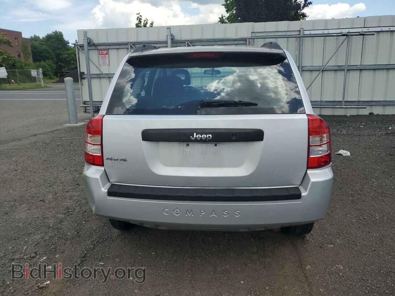 2009 JEEP COMPASS - VIN: 1J4FF47B19D227107 - Фото 6