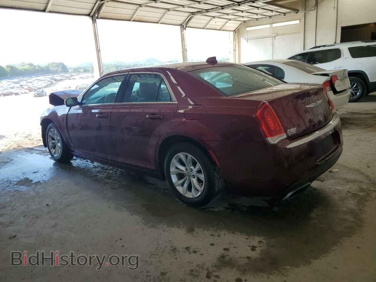 2016 CHRYSLER 300 - VIN: 2C3CCAAG4GH252334 - Фото 2