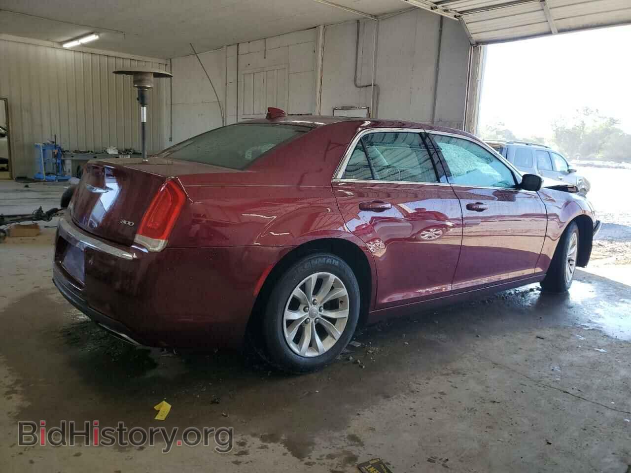 2016 CHRYSLER 300 - VIN: 2C3CCAAG4GH252334 - Фото 3