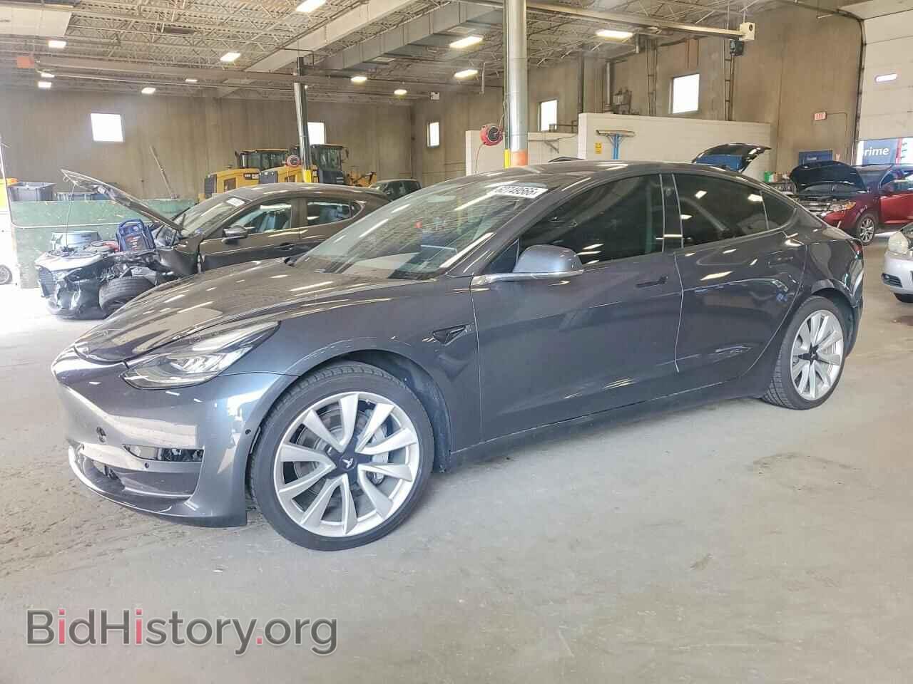 Фотография 5YJ3E1EB9JF076978 - TESLA MODEL 3 2018