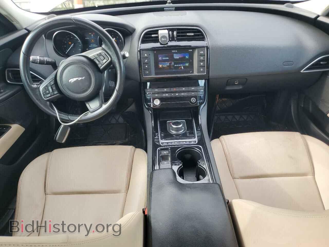 2017 JAGUAR XE - VIN: SAJAR4BG2HA972377 - Фото 8