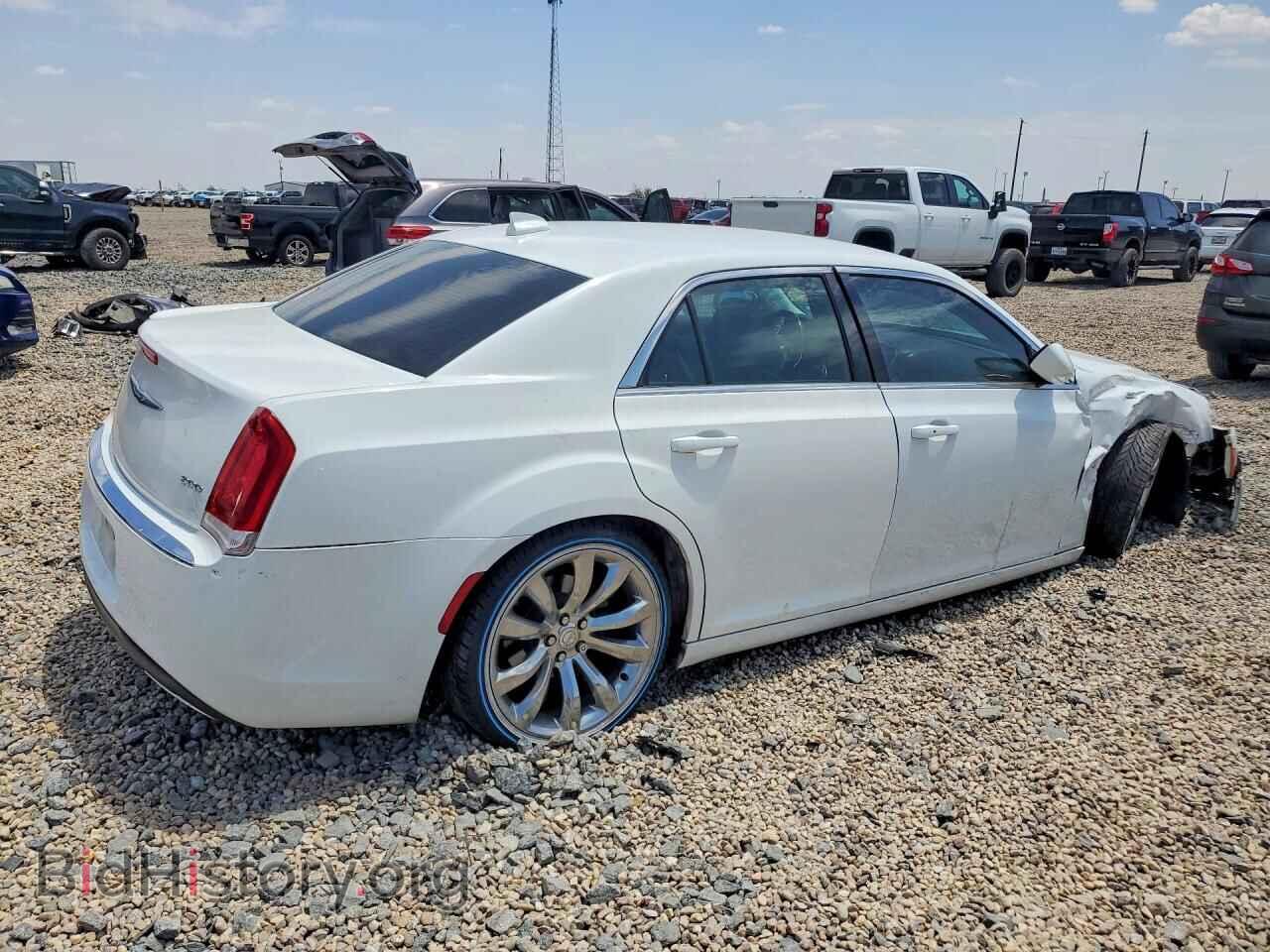 2017 CHRYSLER 300 - VIN: 2C3CCAAG8HH668257 - Photo 3