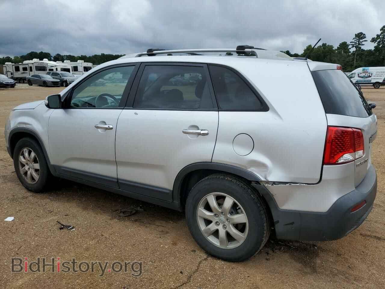 2012 KIA SORENTO - VIN: 5XYKT3A61CG265464 - Фото 2