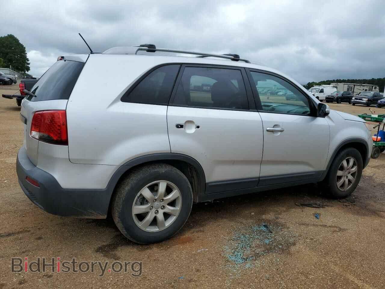 2012 KIA SORENTO - VIN: 5XYKT3A61CG265464 - Фото 3