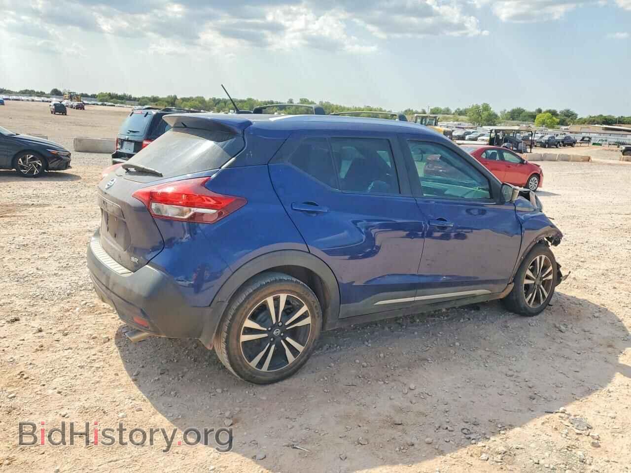2019 NISSAN KICKS - VIN: 3N1CP5CU3KL499941 - Photo 3