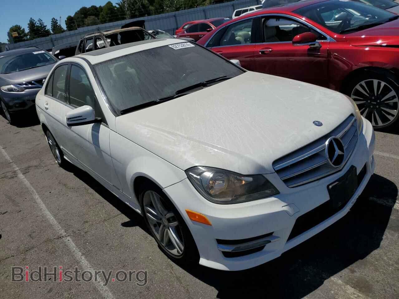 2013 MERCEDES-BENZ C-CLASS - VIN: WDDGF4HB5DR270536 - Фото 4