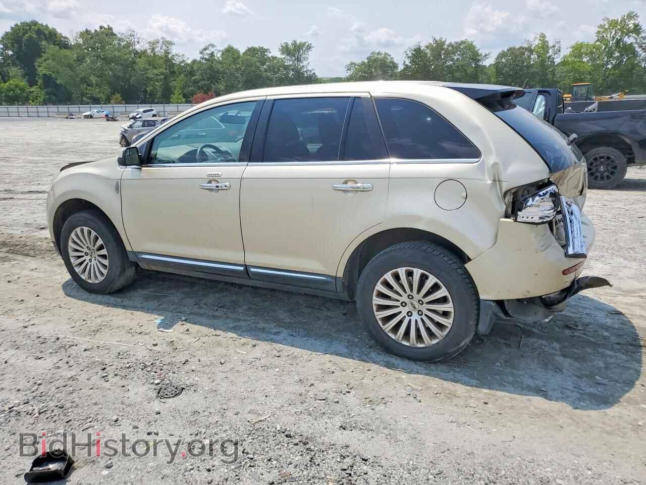 2011 LINCOLN MKX - VIN: 2LMDJ6JK9BBJ29843 - Фото 2