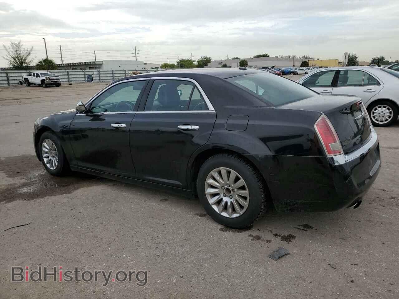 2014 CHRYSLER 300 - VIN: 2C3CCAAG7EH235718 - Photo 2