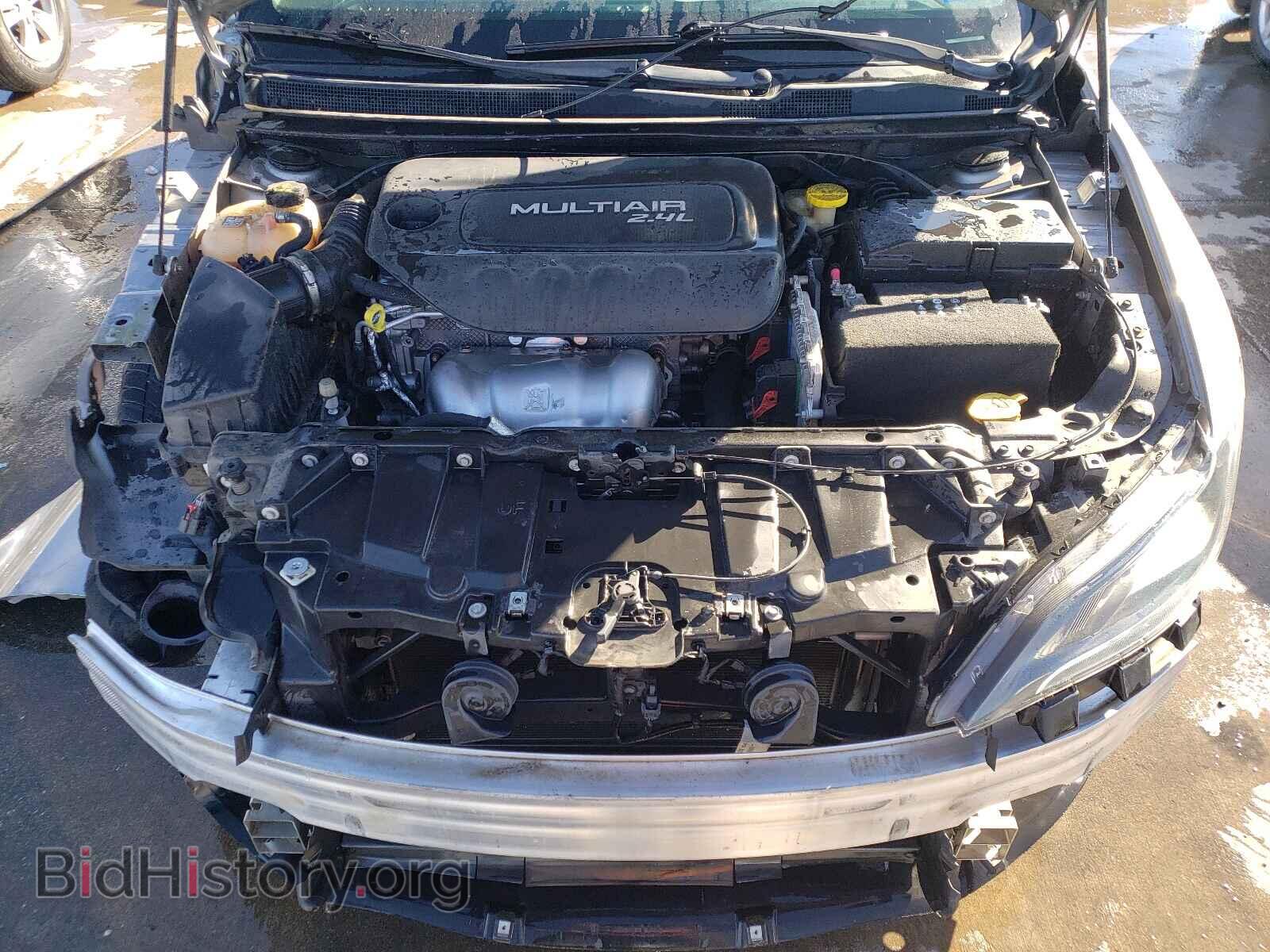 2016 CHRYSLER 200 - VIN: 1C3CCCAB6GN163968 - Фото 7