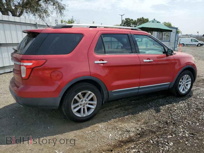 2011 Ford EXPLORER (VIN 1FMHK7D85BGA28159) — фото 3 из 13