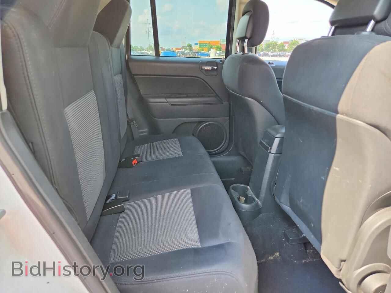 2011 JEEP COMPASS - VIN: 1J4NT1FA9BD155610 - Photo 10