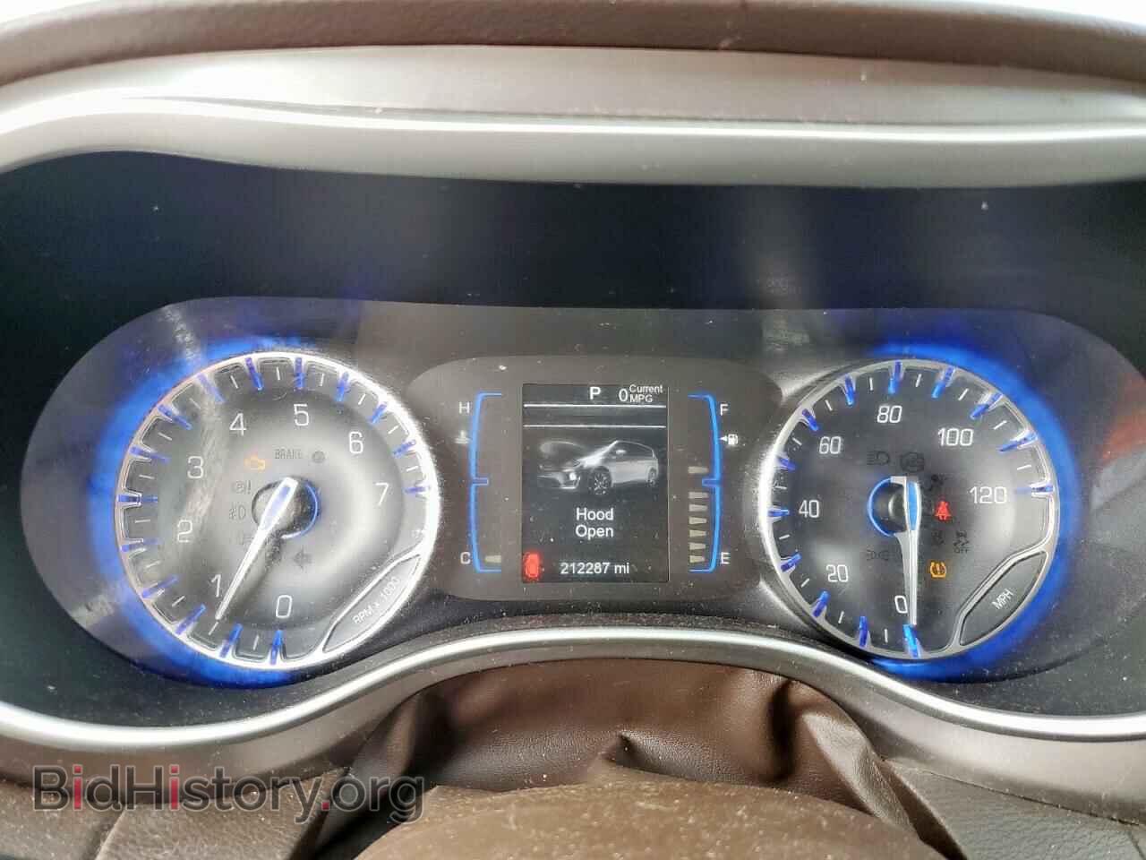 2017 CHRYSLER PACIFICA - VIN: 2C4RC1BGXHR695250 - Фото 9