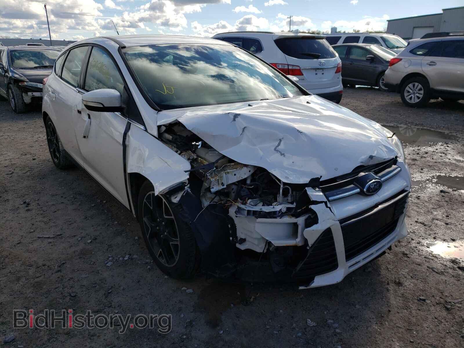 Photo 1FAHP3N27CL463899 - FORD FOCUS 2012
