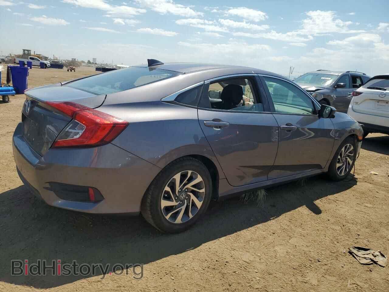 2018 HONDA CIVIC - VIN: 19XFC2F74JE025722 - Фото 3