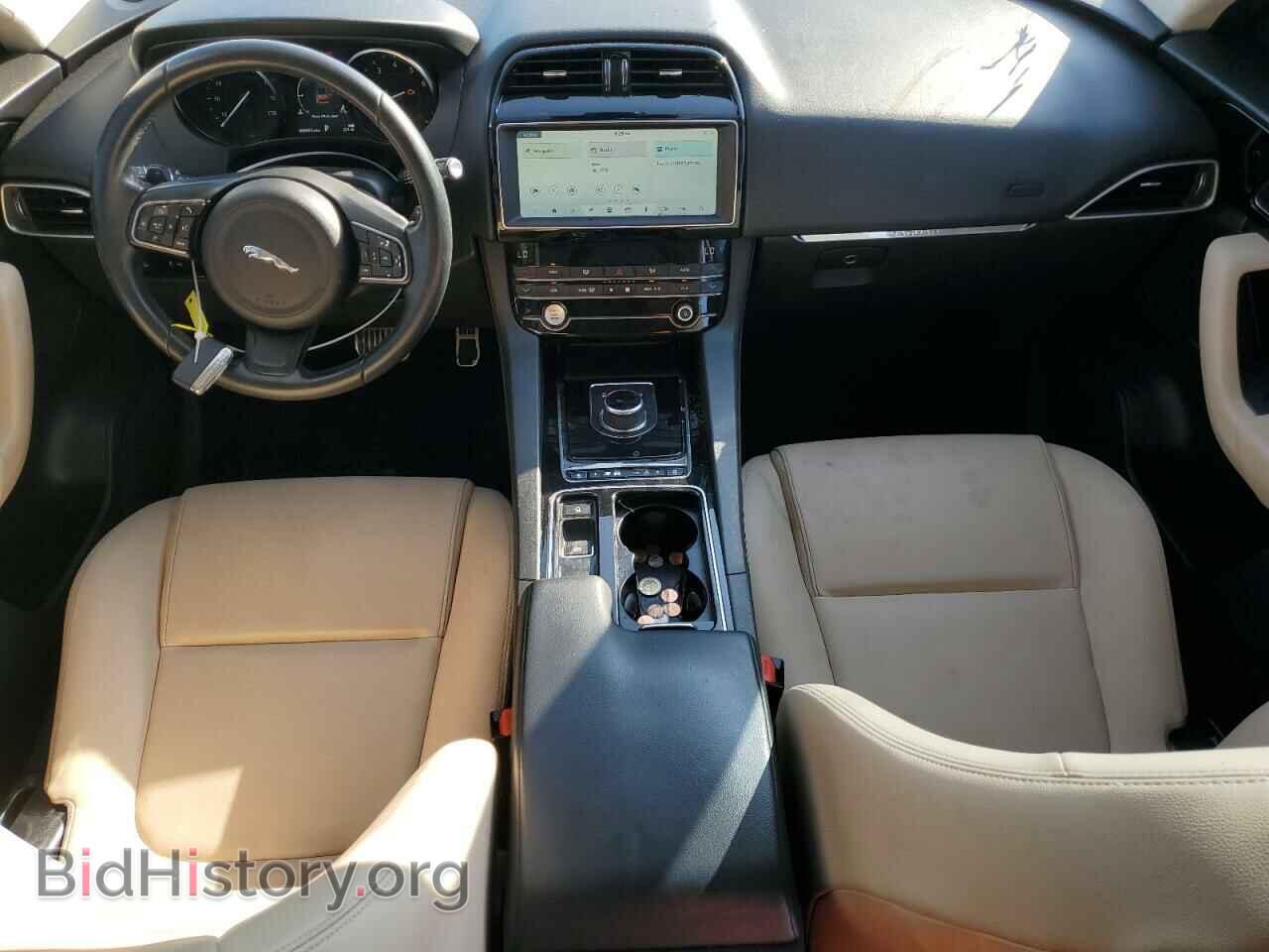 2019 JAGUAR F-PACE - VIN: SADCJ2FX2KA612843 - Фото 8
