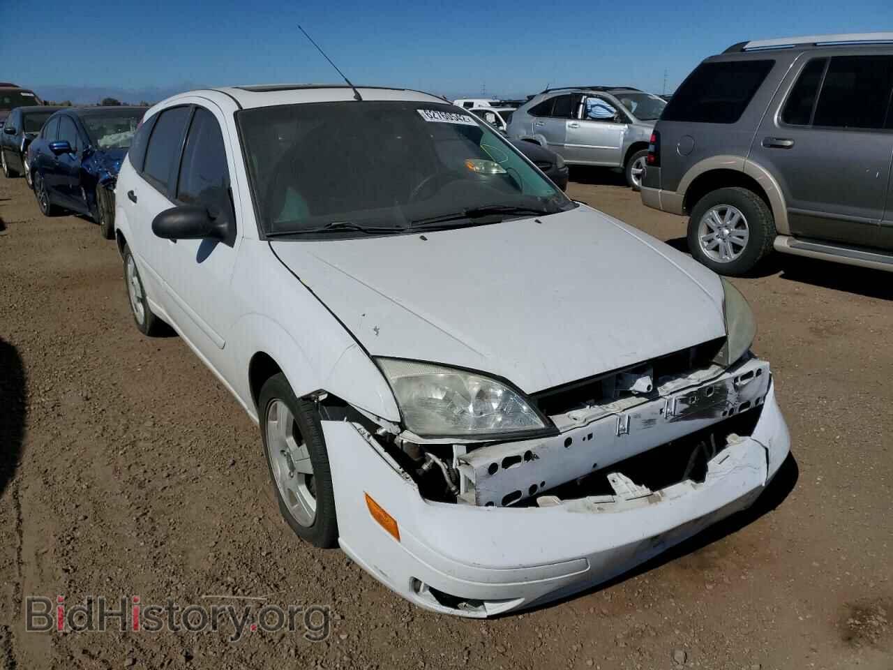Photo 1FAHP37N86W185976 - FORD FOCUS 2006