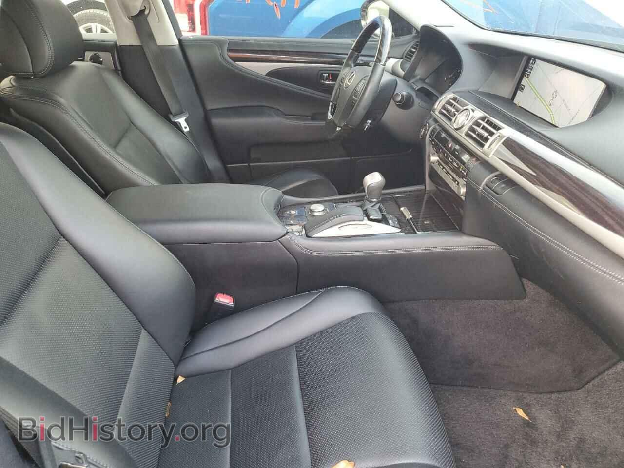 2016 LEXUS LS460 - VIN: JTHBL5EF2G5142517 - Photo 5