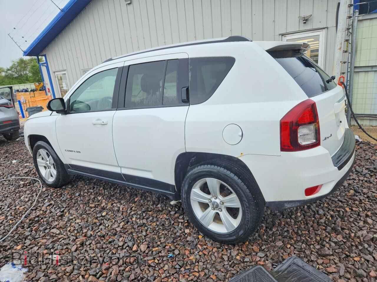 2015 JEEP COMPASS - VIN: 1C4NJDBB9FD395743 - Photo 2