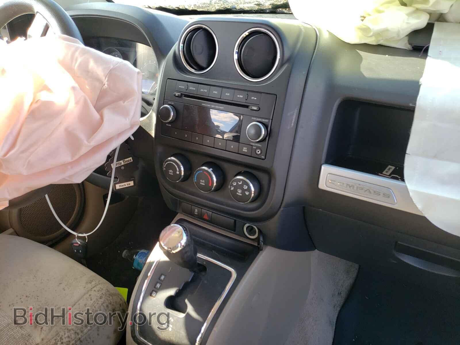 2014 JEEP COMPASS - VIN: 1C4NJCBA9ED750037 - Photo 9
