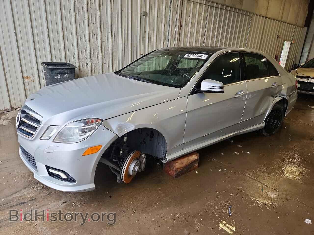 Photo WDDHF9AB7BA303852 - MERCEDES-BENZ E-CLASS 2011