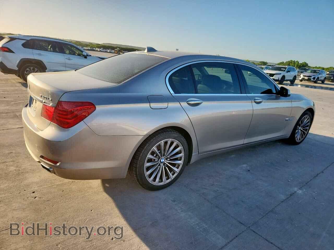 2012 BMW 7 SERIES - VIN: WBAKB4C59CC576610 - Фото 3