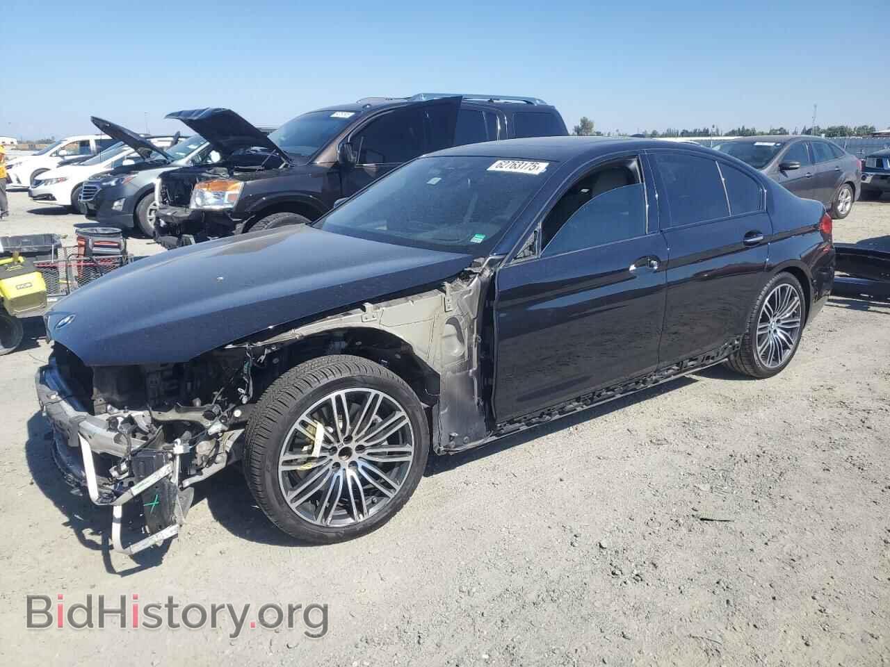 Photo WBAJE5C32HG913707 - BMW 5 SERIES 2017