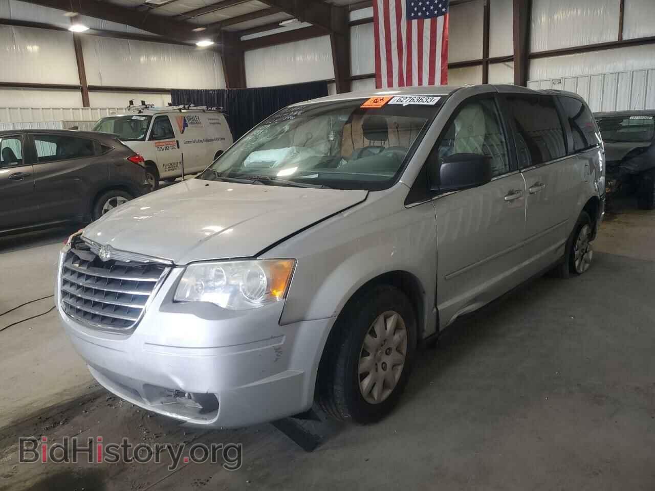 Photo 2A4RR4DE8AR228842 - CHRYSLER MINIVAN 2010