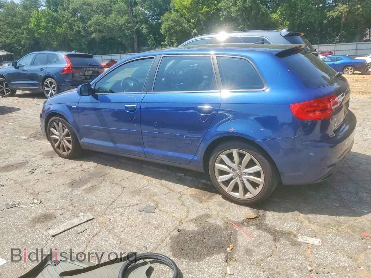 2011 AUDI A3 - VIN: WAUBJAFM0BA056536 - Photo 2