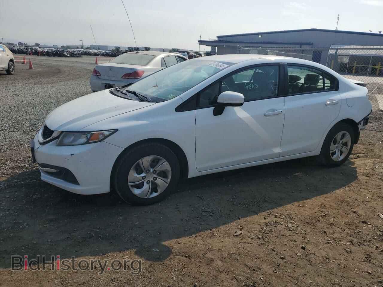 Фотография 19XFB2F57FE111874 - HONDA CIVIC 2015