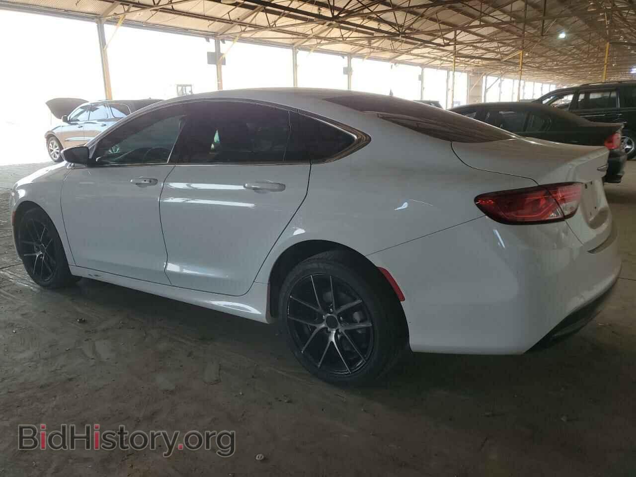 2015 CHRYSLER 200 - VIN: 1C3CCCFB9FN561652 - Фото 2