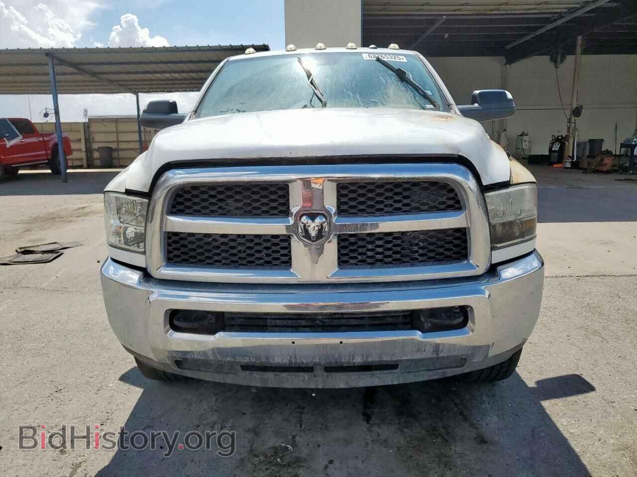 2017 RAM All Models - VIN: 3C6UR5CJ8HG537559 - Photo 5