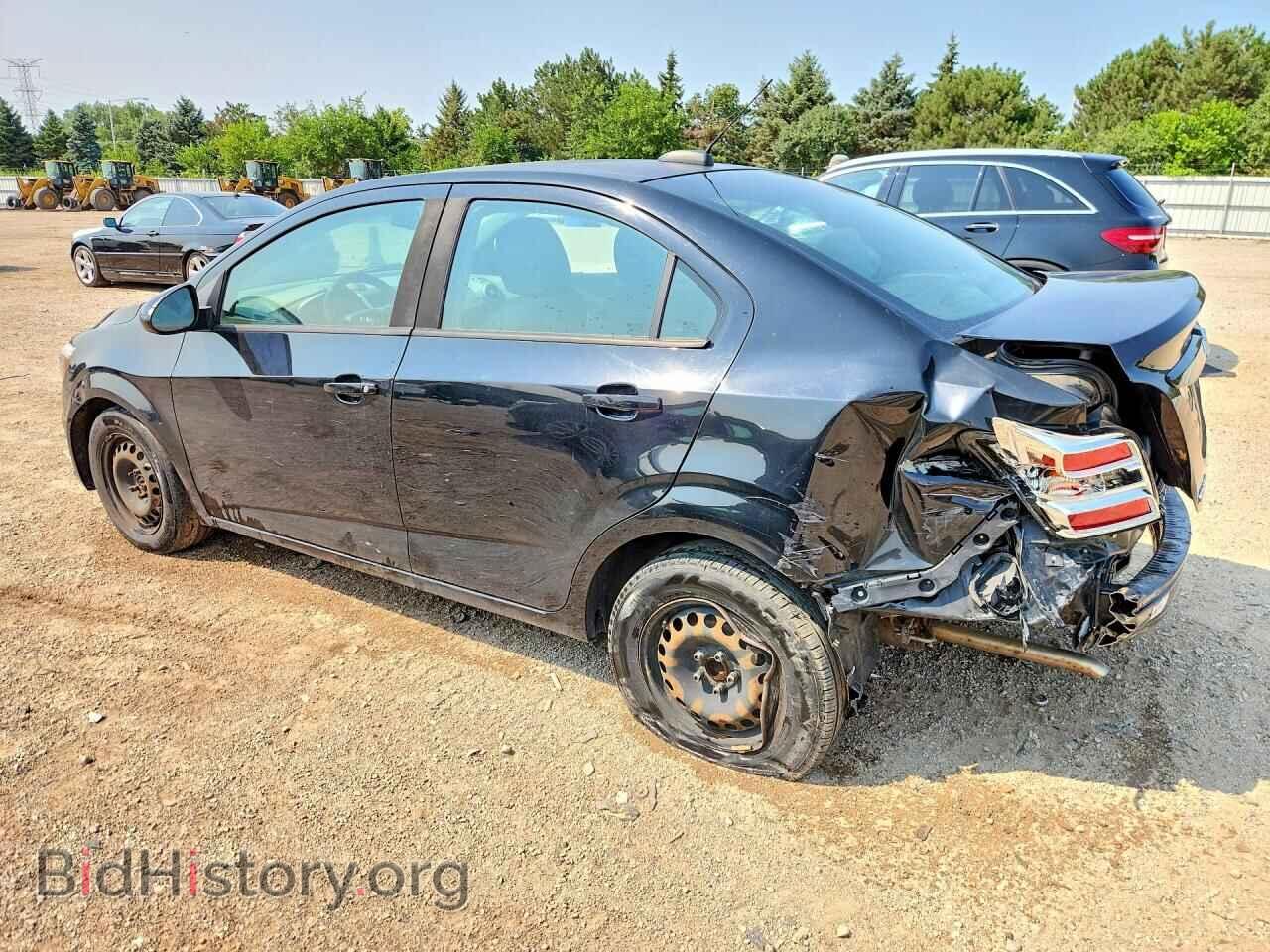 2017 CHEVROLET SONIC - VIN: 1G1JB5SH7H4106392 - Фото 2