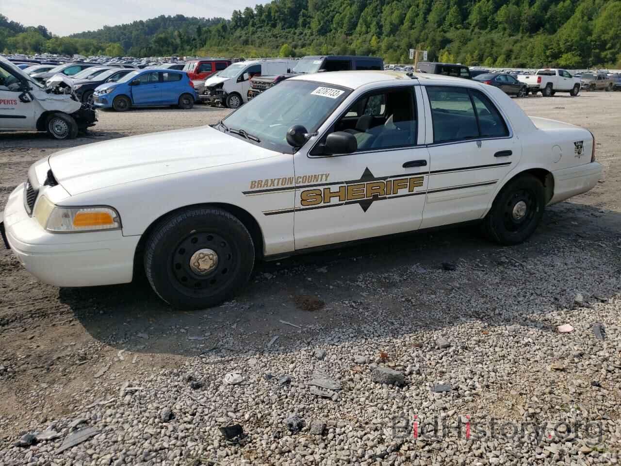 Photo 2FABP7BV7AX106802 - FORD CROWN VIC 2010