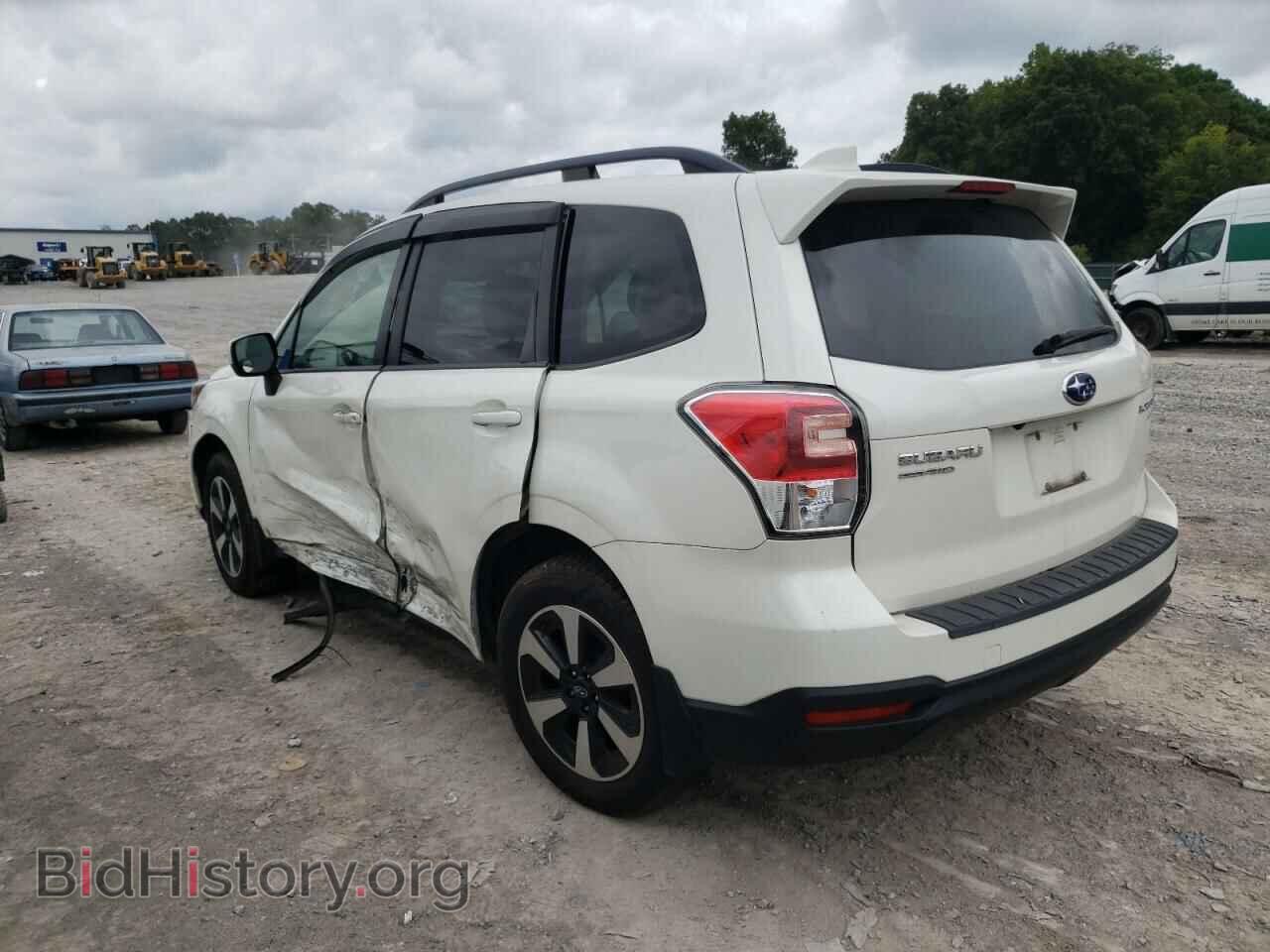 2017 SUBARU FORESTER - VIN: JF2SJAEC2HH445370 - Photo 2