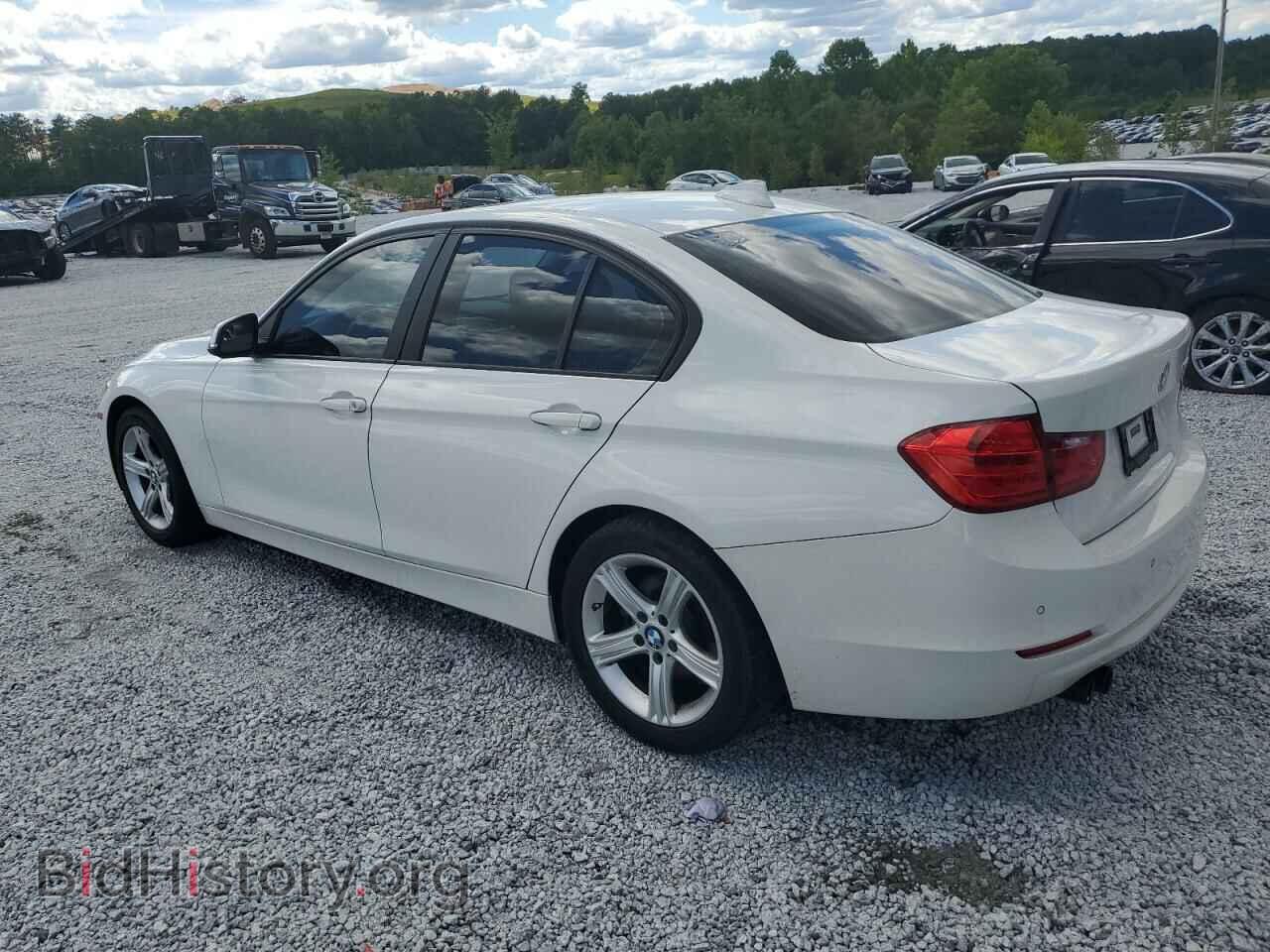 2014 BMW 3 SERIES - VIN: WBA3A5C54EF606031 - Фото 2
