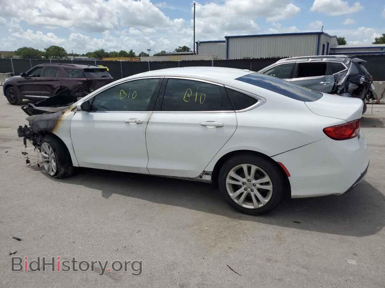 2015 CHRYSLER 200 - VIN: 1C3CCCAB4FN721265 - Фото 2