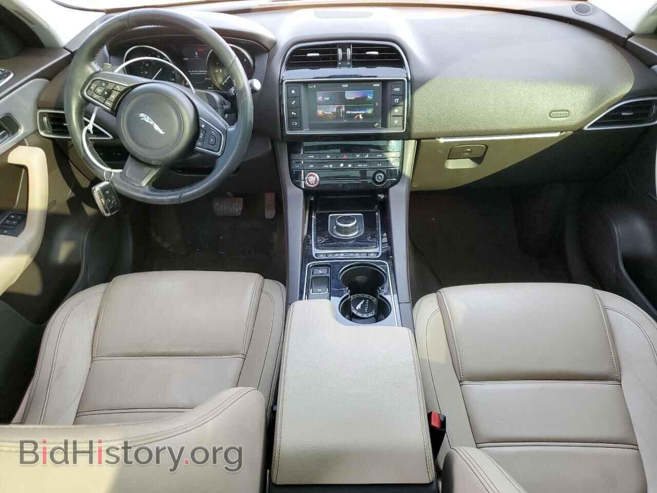 2017 JAGUAR F-PACE - VIN: SADCK2BN4HA098598 - Фото 8