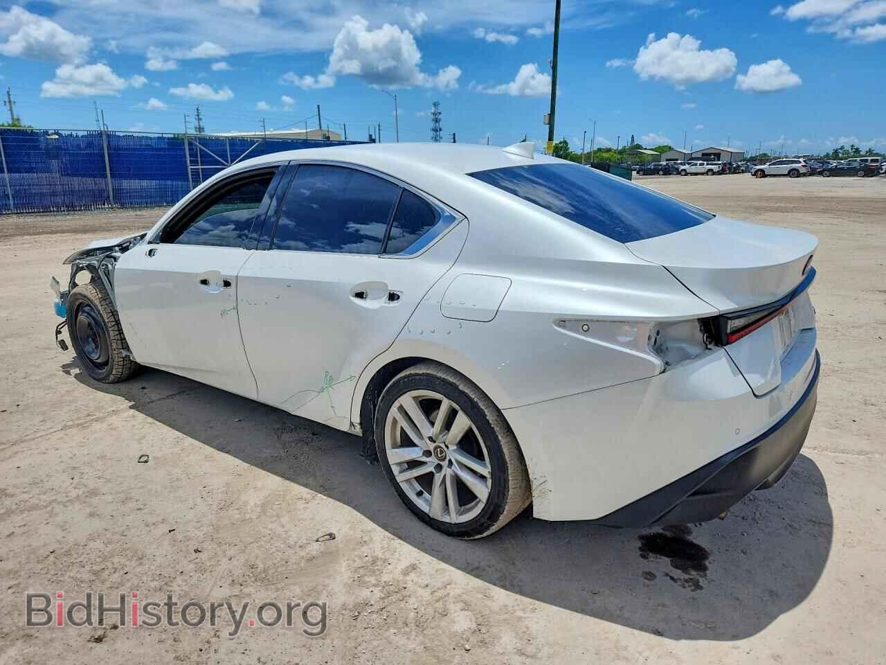 2023 LEXUS IS - VIN: JTHCA1D25P5125292 - Фото 2
