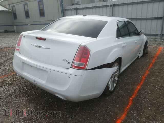 2013 CHRYSLER 300 - VIN: 2C3CCABG6DH602377 - Фото 4
