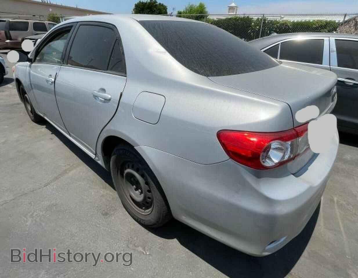 2011 TOYOTA COROLLA - VIN: 2T1BU4EEXBC576292 - Фото 3
