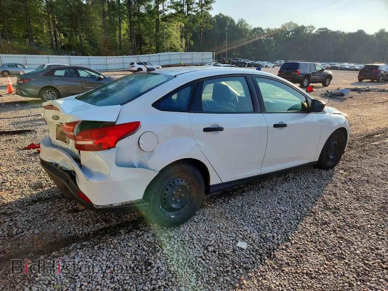 2018 FORD FOCUS - VIN: 1FADP3E22JL227074 - Photo 3