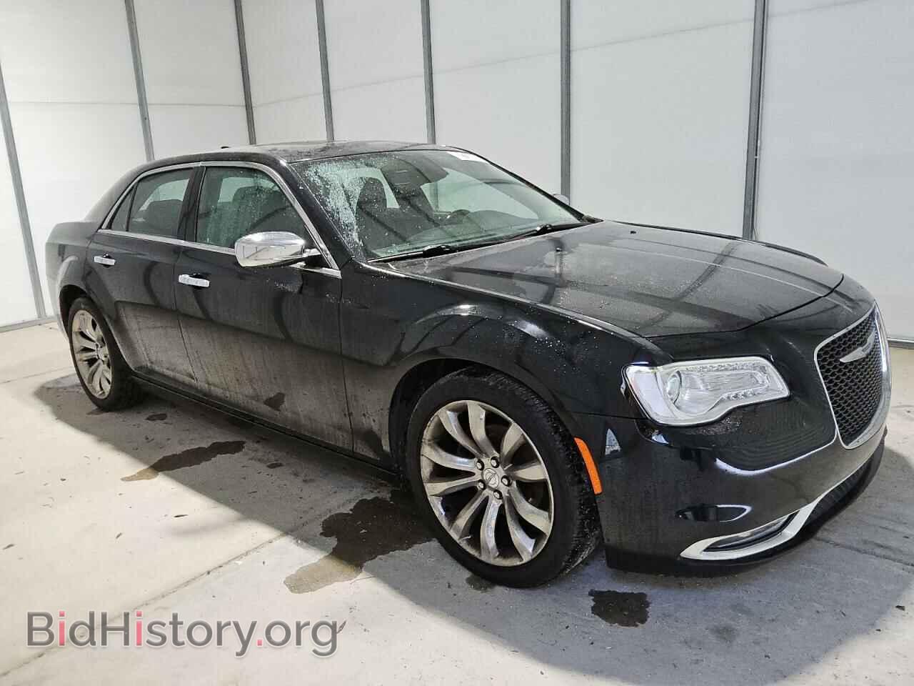 2019 CHRYSLER 300 - VIN: 2C3CCAEG2KH660298 - Фото 4