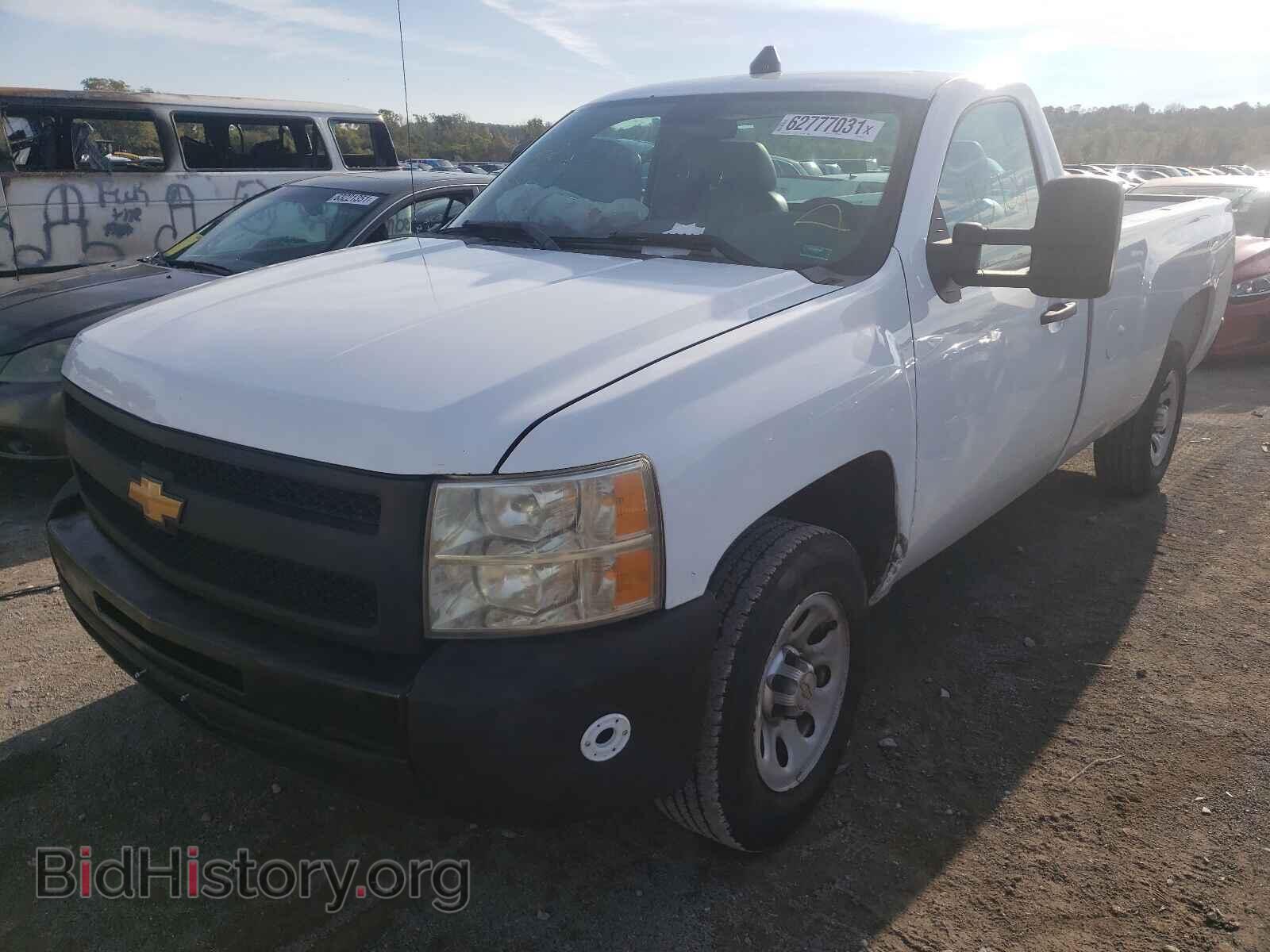 2013 CHEVROLET SILVERADO - VIN: 1GCNCPEX1DZ900242 - Фото 2