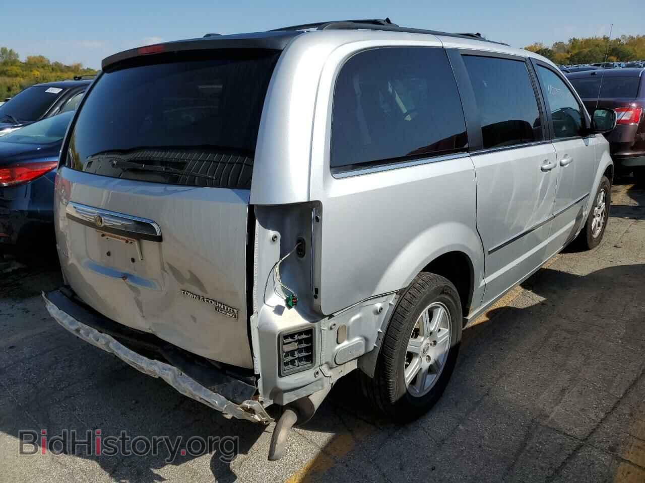 2010 CHRYSLER MINIVAN - VIN: 2A4RR5D17AR373325 - Фото 4