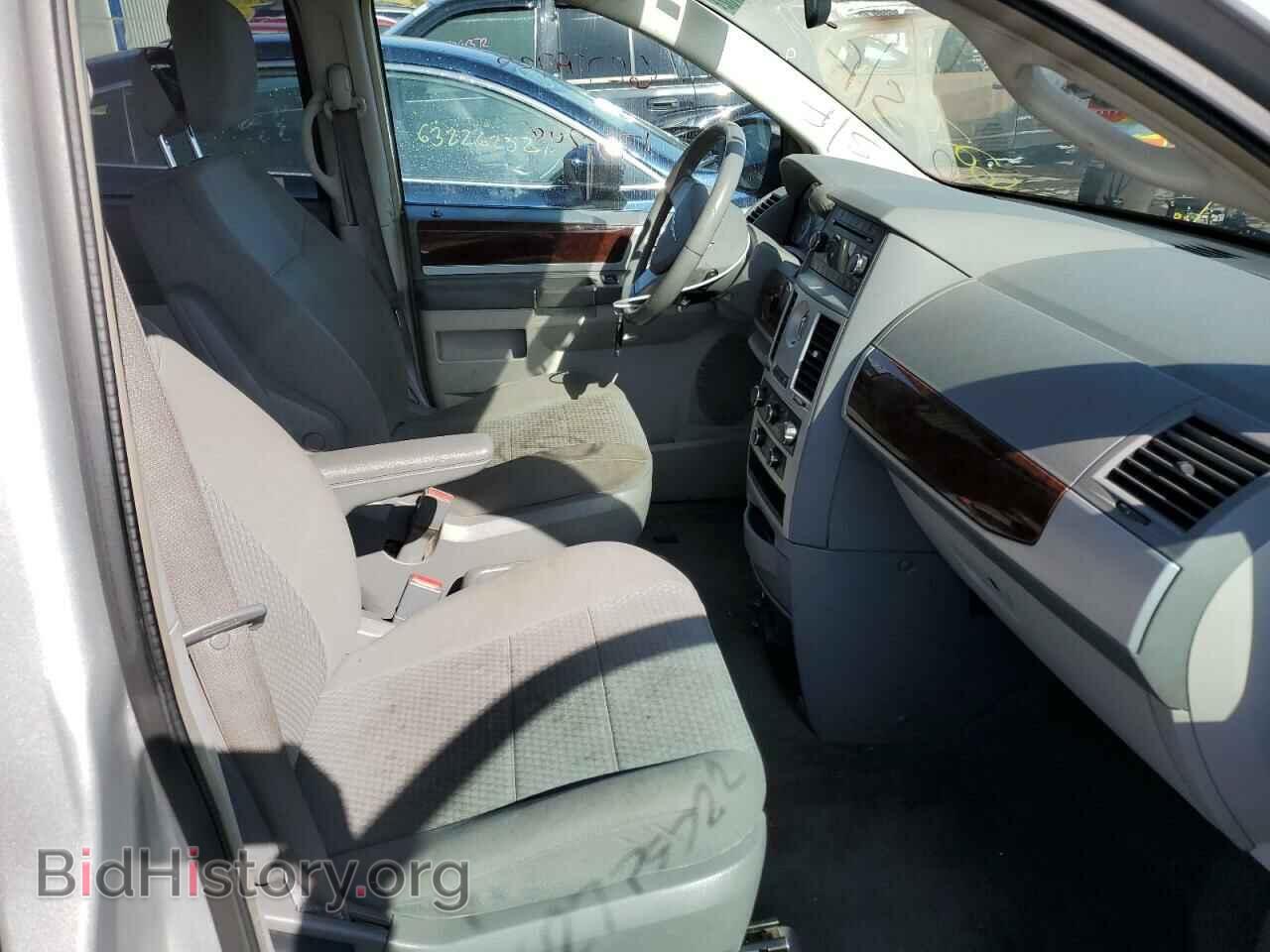2010 CHRYSLER MINIVAN - VIN: 2A4RR5D17AR373325 - Фото 5